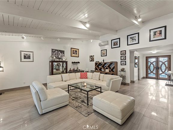 3rd image of 16857 Colven Rd