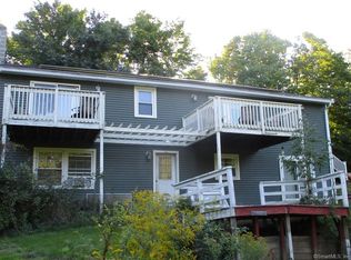 180 Bradford Corner Rd, Woodstock Valley, CT 06282