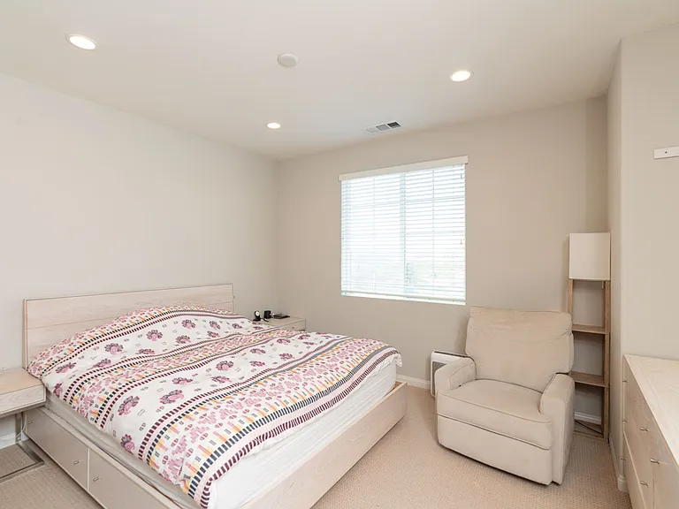 16487 Veridian Cir — Photo 10