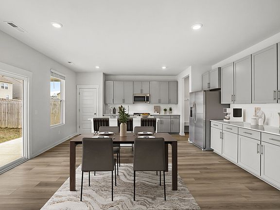 3rd image of 1617 Medinah Ln