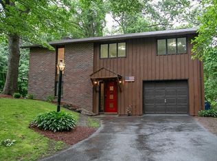 2 Lenox St, West Springfield, MA 01089