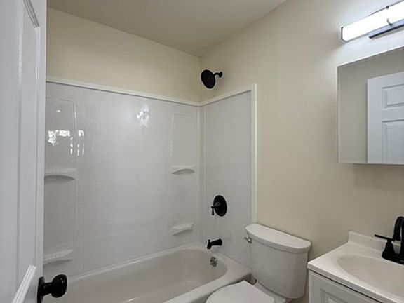 3rd image of 75 South Ave #2