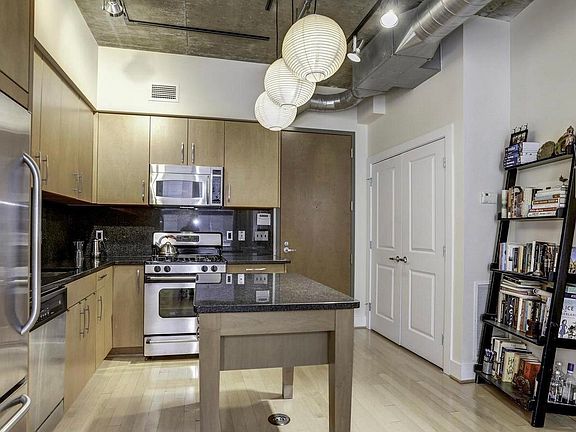 5th image of 2301 Champlain St NW APT 107