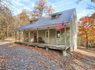 8620 Monns Gap Rd, Waynesboro, PA 17268