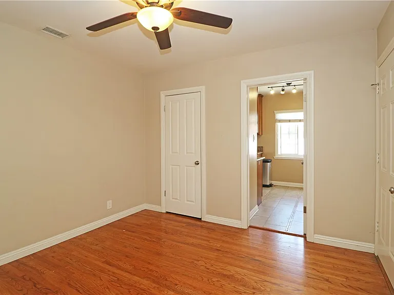412 Catalpa Ave — Photo 19