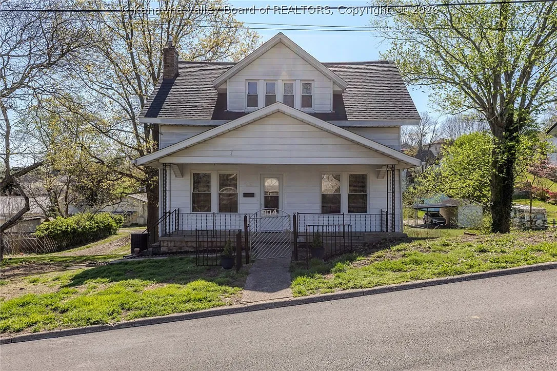 904 Lee St photo 1