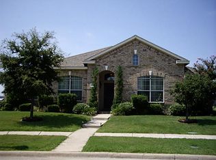 1030 Countryside Dr, Cedar Hill, TX 75104