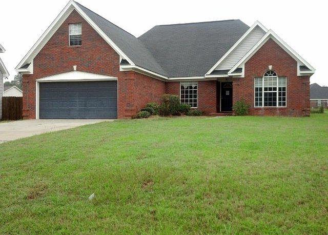 1st image of 131 Blue Springs Dr