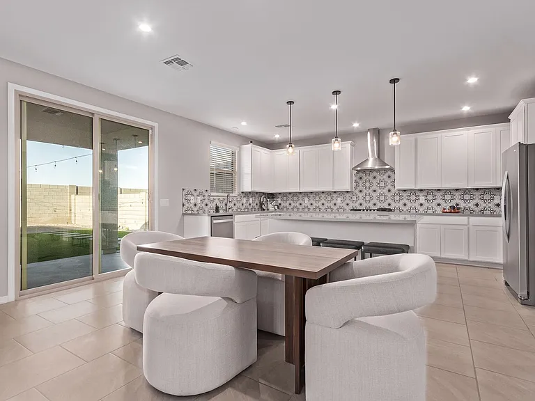 19210 W Solano Dr — Photo 13