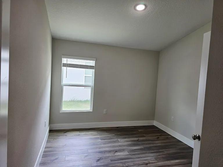 1728 Vanilla St — Photo 23