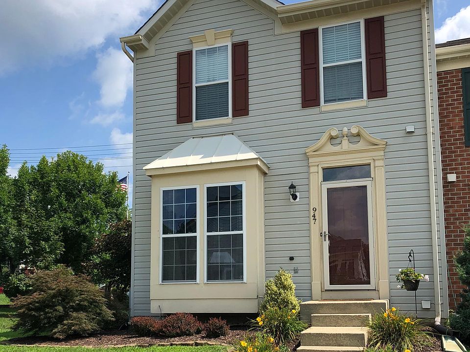 1st image of 947 Felicia Ct