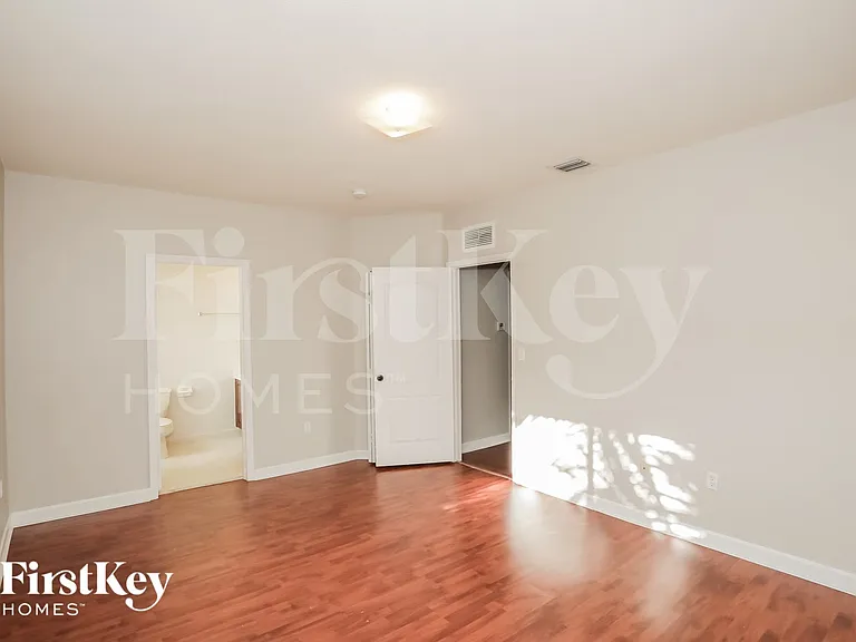 21471 SW 86th Pl — Photo 9