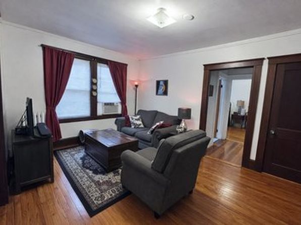 162 Summer St #11