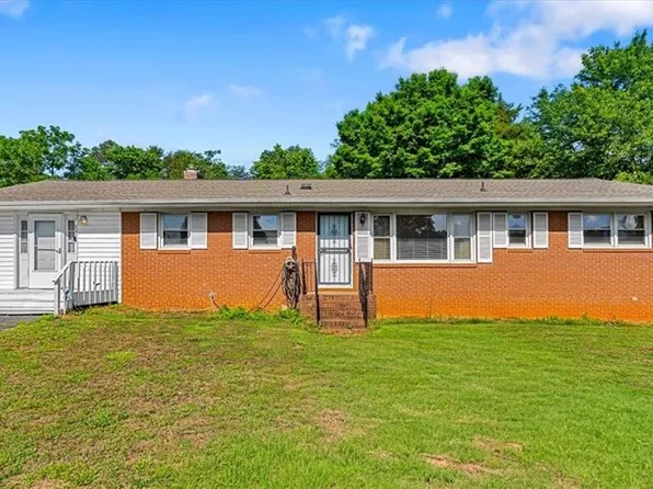 310 Stewart Rd, Winston Salem, NC 27107