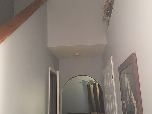 3rd image of 854 Sunset Cir
