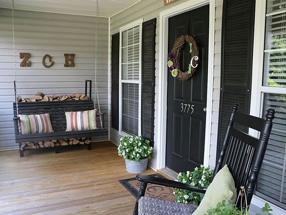 3rd image of 3775 Riverglenn Ct