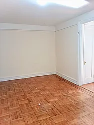 Rented by Roberto Guilbet, LREB