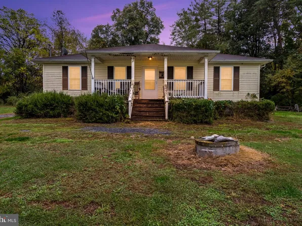 3334 Howellsville Rd, Front Royal, VA 22630