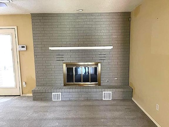 5th image of 1209 SW 92nd St