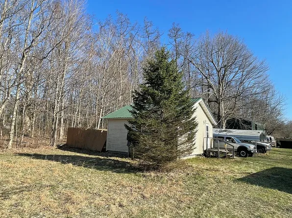 76735 County Road 378, Covert, MI 49043