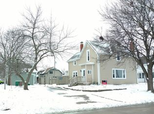104 3rd St SW, Altoona, IA 50009