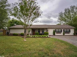 12 Brien Dr, Conway, AR 72032
