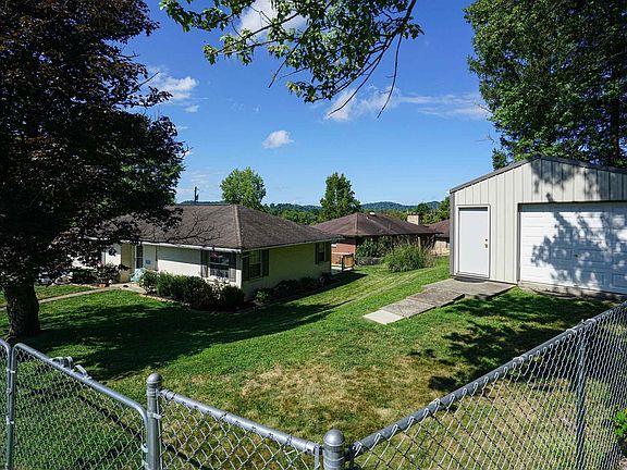 4th image of 711 Lawman Ave