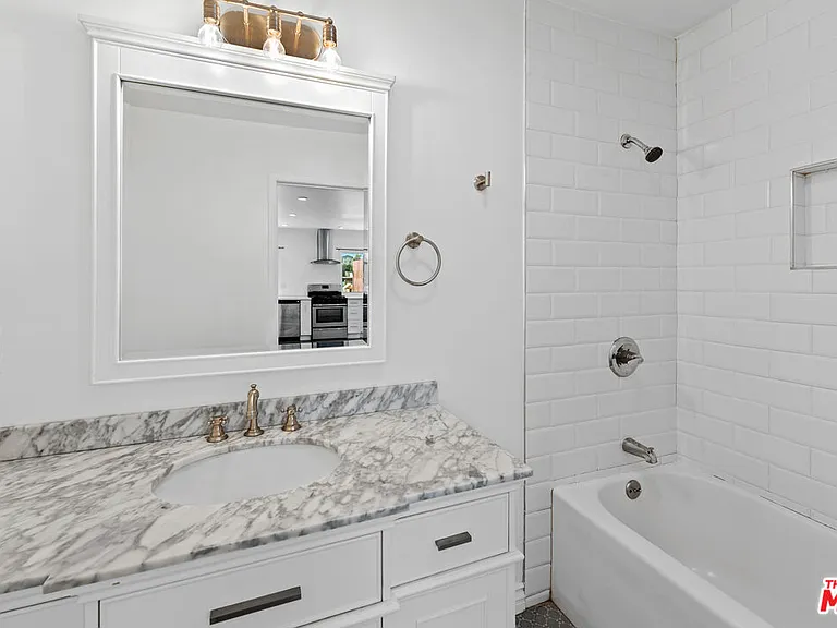 406 N Benton Way — Photo 12
