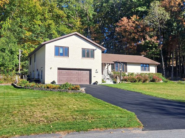 209 Crestwood Dr