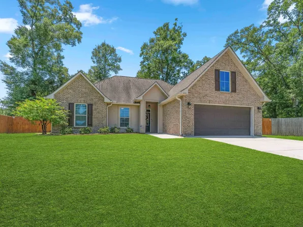 1041 Berkshire Dr, Pearl River, LA 70452