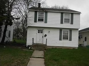 2nd image of 304 W Blaine Ave