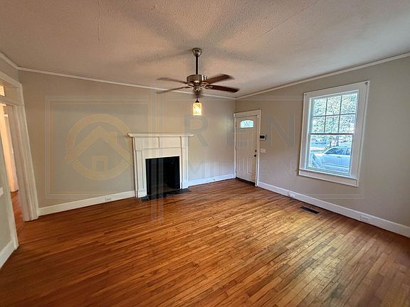2nd image of 960 Zimalcrest Dr