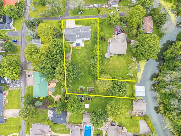 4th image of 21050 Juniper Ave