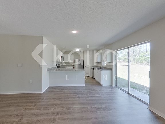 4th image of 11146 N G Martinelli Blvd