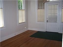 5th image of 3206 Avenue O 1/2