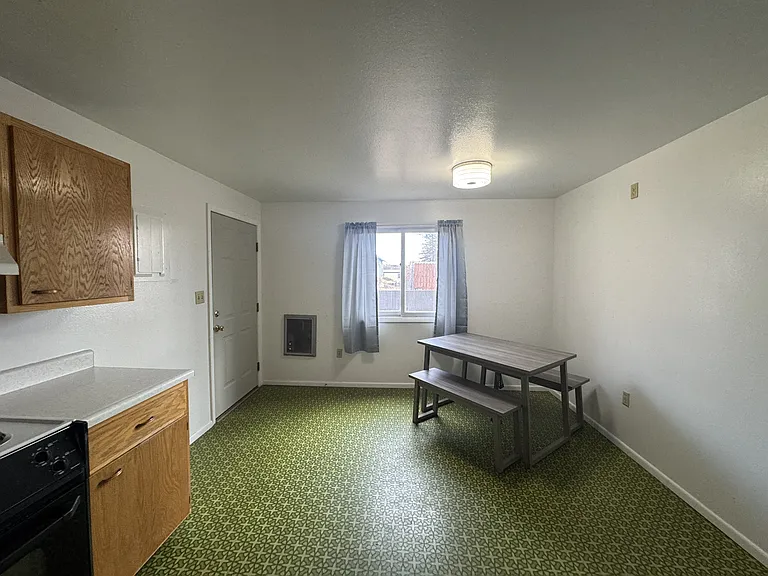 917 Alder St #4 — Photo 15