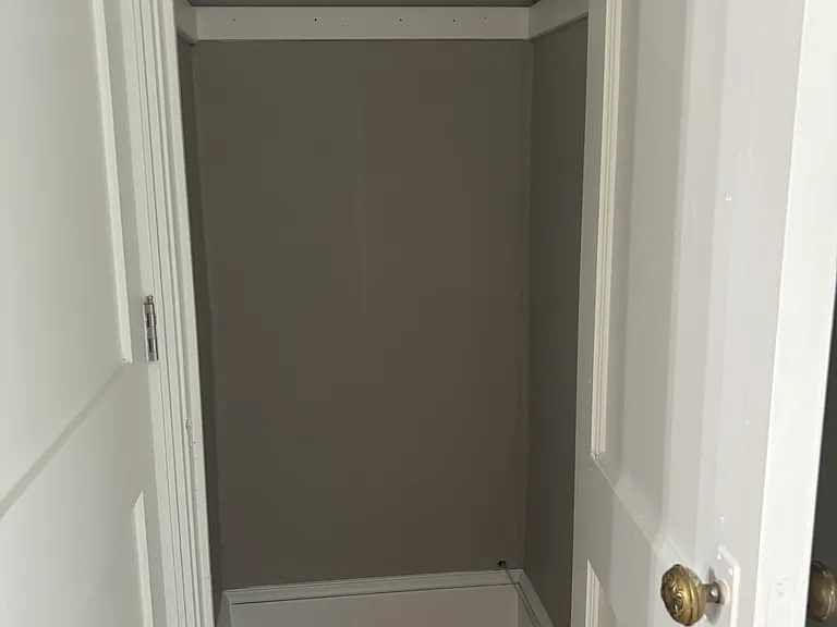 2317 Hennepin Ave #3 — Photo 8