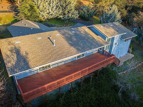 4th image of 20920 Apple Valley Dr