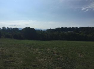 1202 Williamson Chapel Rd, Maryville, TN 37801
