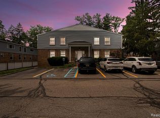 503 E University Dr, Rochester, MI 48307