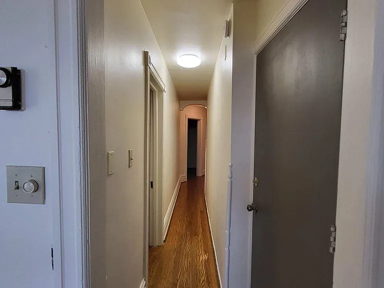 1304 Hamilton St #3 — Photo 3