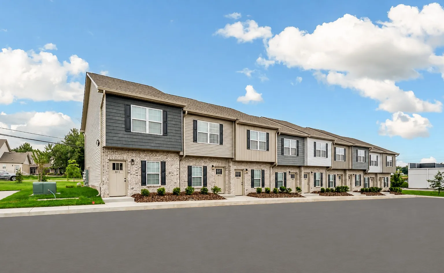 2 bed, 2.5 bath, 1050 sqft, $1,350 — Photo 1