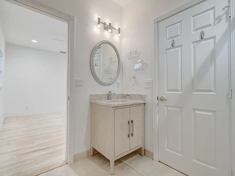 21 Oceanview Dr #C — Photo 32