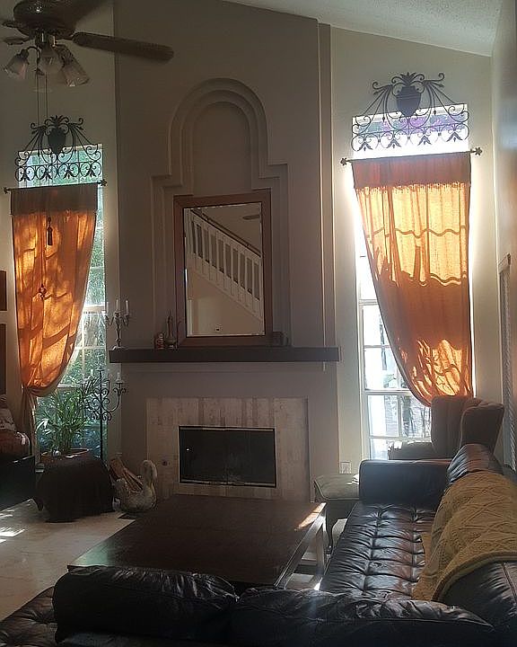 2nd image of 10513 Cherry Oak Cir
