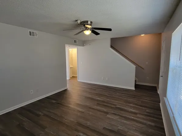 Hillsdale Place Apartments