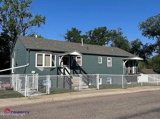 302 S Spokane Ave, Newcastle, WY 82701