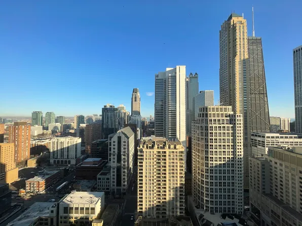 30 E Huron St APT 3508, Chicago, IL 60611