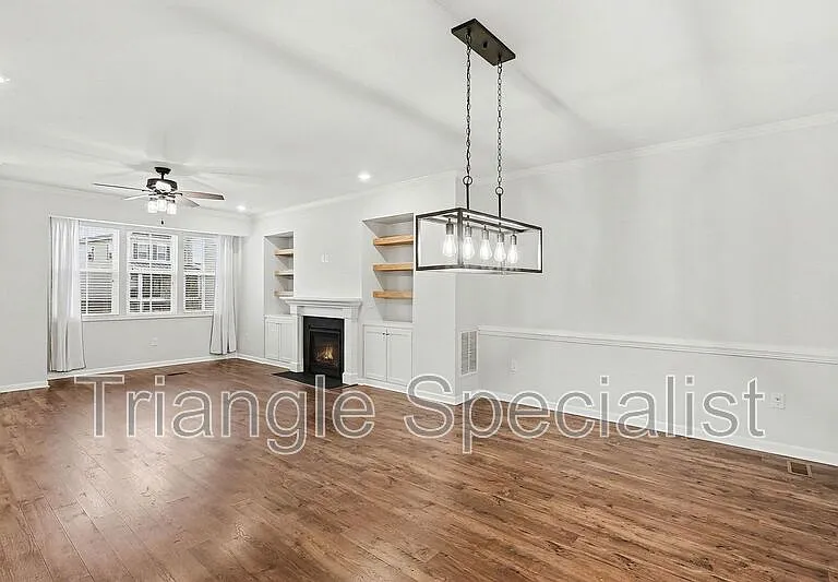 512 Austin View Blvd #307 — Photo 9