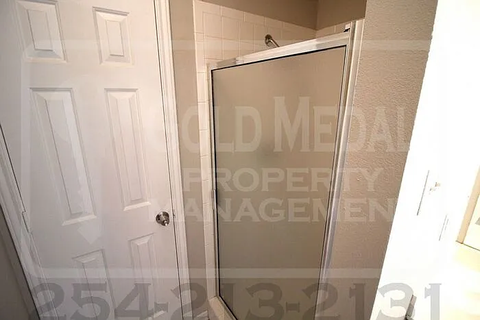 302 James Loop — Photo 22