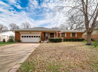 123 Meadow Ridge Dr, Cedar Hill, TX 75104